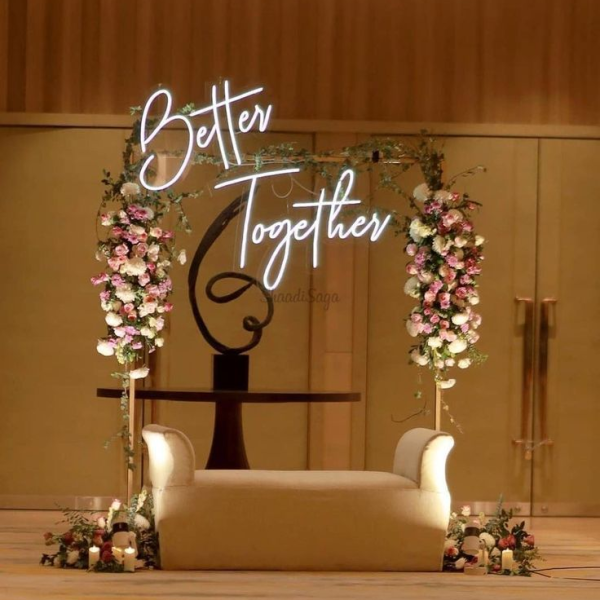 Neon Signboards & Photo Corners