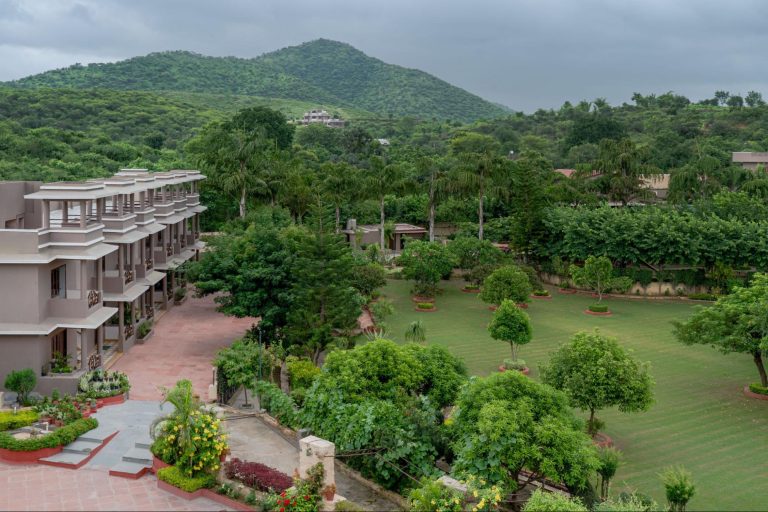 Araliayas Resorts ideal for a low budget destination wedding in Udaipur