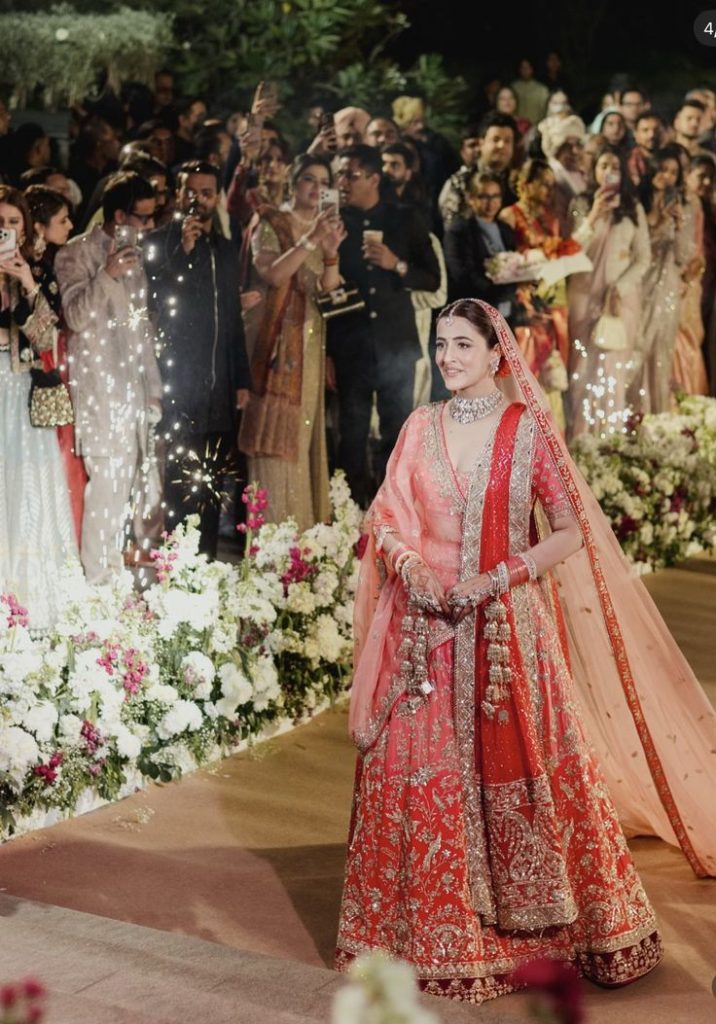 South Indian bridal entry, traditional bridal entry ideas, saree bridal entry, elegant bridal walk, Indian wedding entry ideas