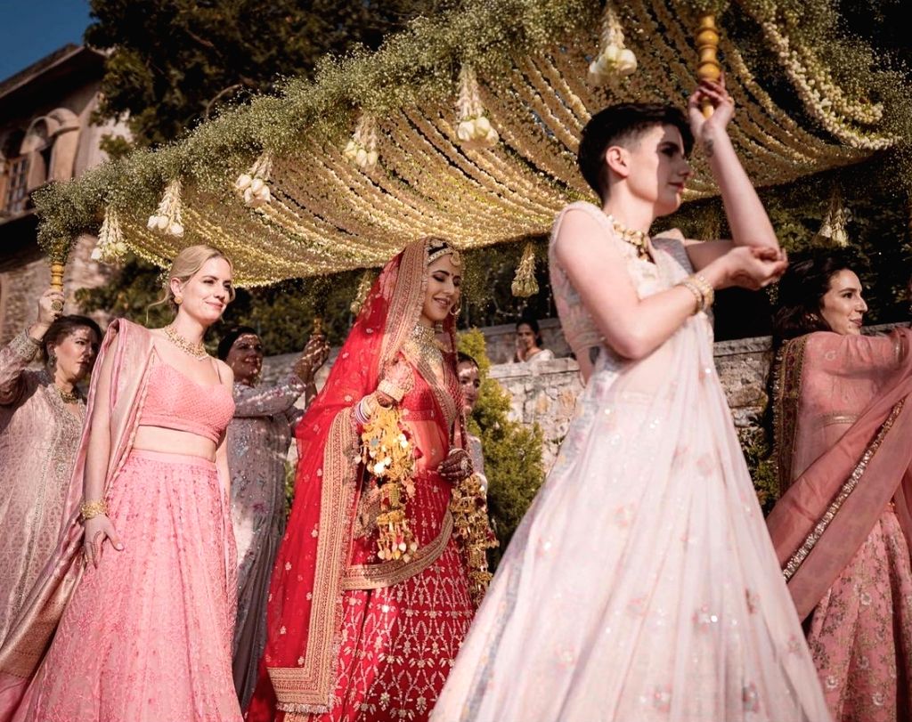 Elegant bridal entry, bridesmaids bridal entry, pastel bridal entry, modern bridal entry ideas, Bollywood wedding inspiration