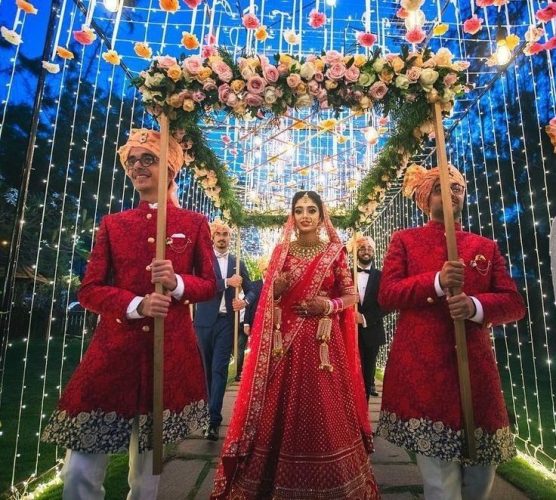 Dance Through a Human Tunnel of Dupattas