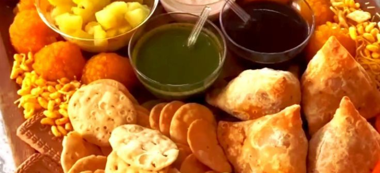 DIY food bar setup at Indian event – current trend in catering industry